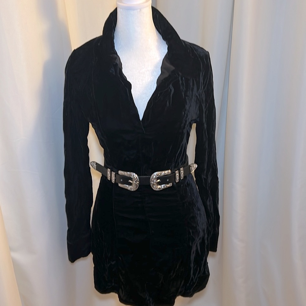Chic Black Velvet Dress